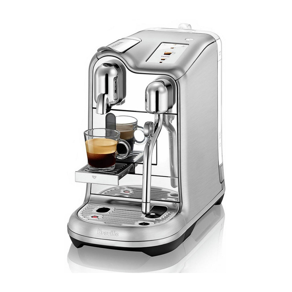 Breville BNE900BSS the Creatista Pro Expresso Machine, Front left view