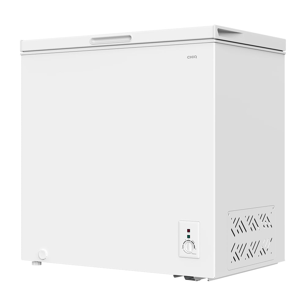 CHiQ CCF199DW 199L Hybrid Chest Freezer White, Front left view