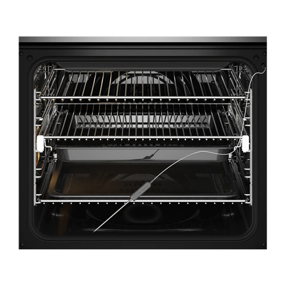 Electrolux 60cm UltimateTaste 700 Multifunction Pyrolytic Built-In Oven EVEP615DSE, Inside view