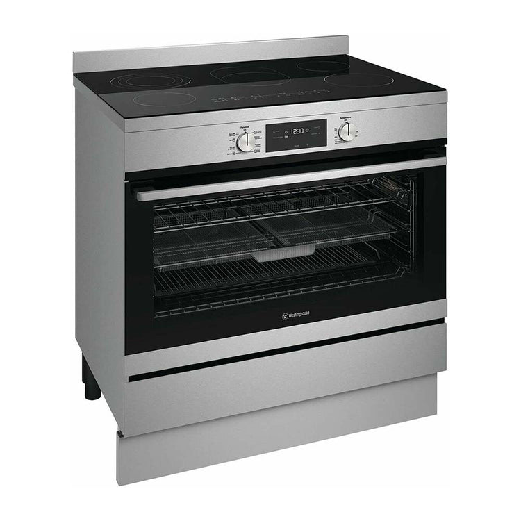 Westinghouse WFE946SD 90cm Stainless Steel Electric Freestanding Cooker with AirFry, Front right view