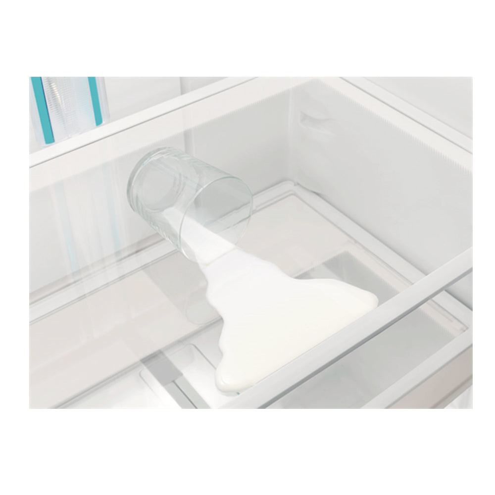 Westinghouse WTB4600WAR 460L Top Mount Fridge White, Glass shelf view 